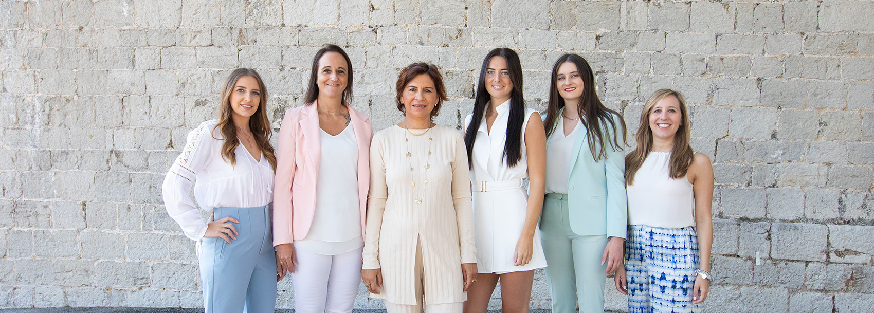 banner-whoweare-desktop-4